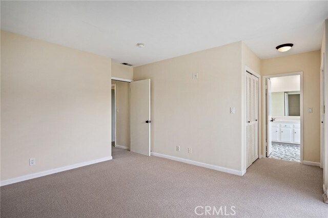 Building Photo - 7117 Avenida Altisima