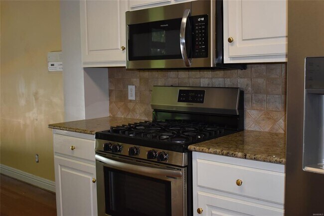 Building Photo - 8212 Glynnwood Dr