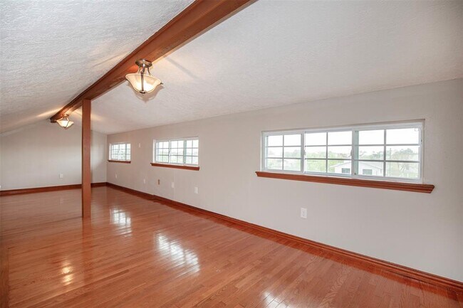 Building Photo - 2323 Rue De Lafitte St