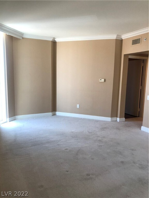 Building Photo - 2747 Paradise Rd