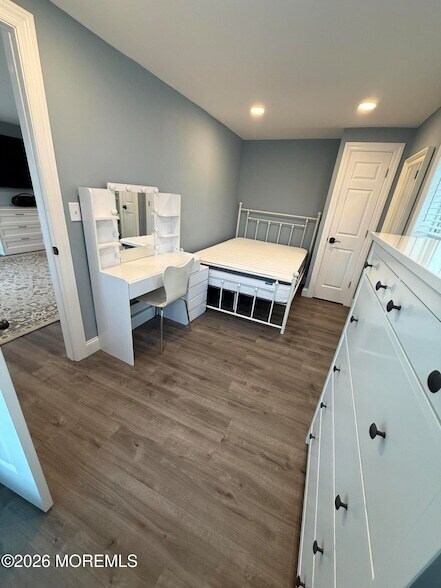 Building Photo - 67 5th St