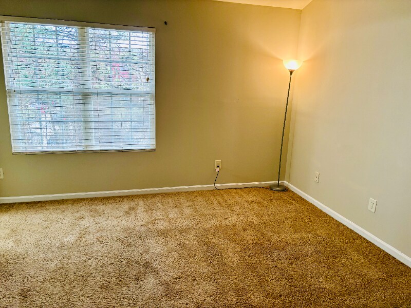 Building Photo - 21 Edgebrook Cir