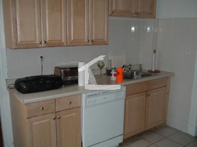 Building Photo - Beautiful 1 Bed 1 Bath Available NOW