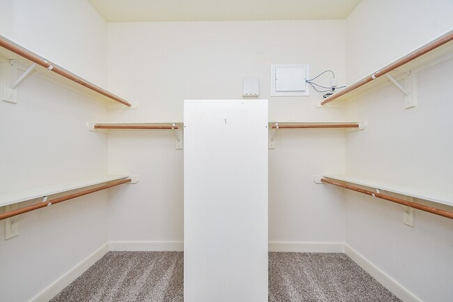 Building Photo - 4223 Kimberly Crossing