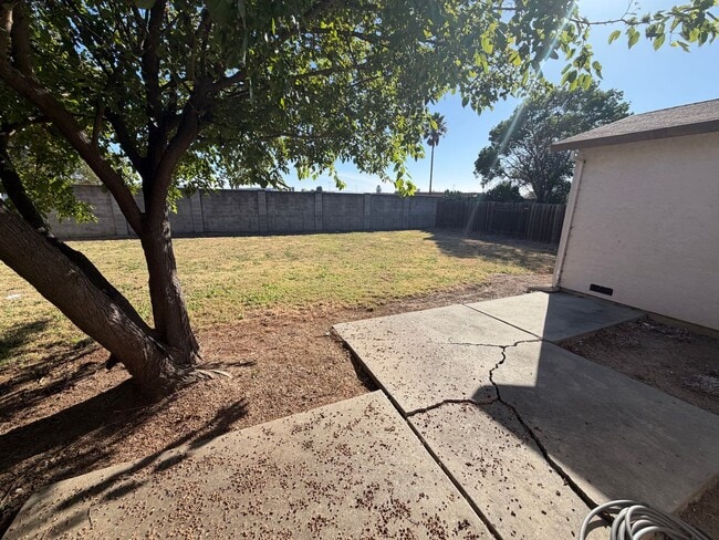 Building Photo - 612 Wigeon Way
