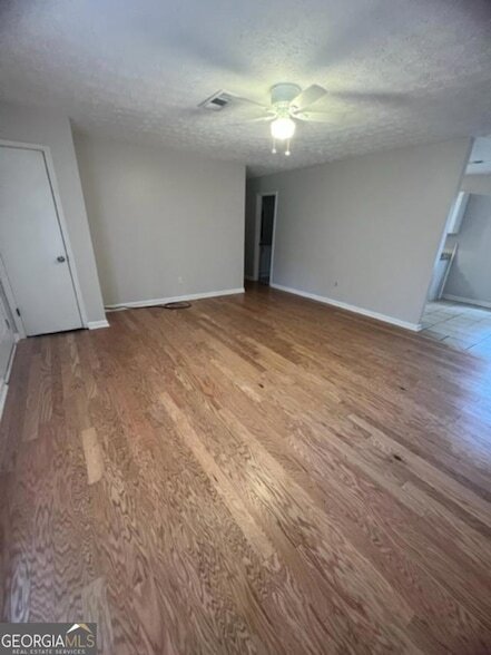 Building Photo - 2339 Shire Ct