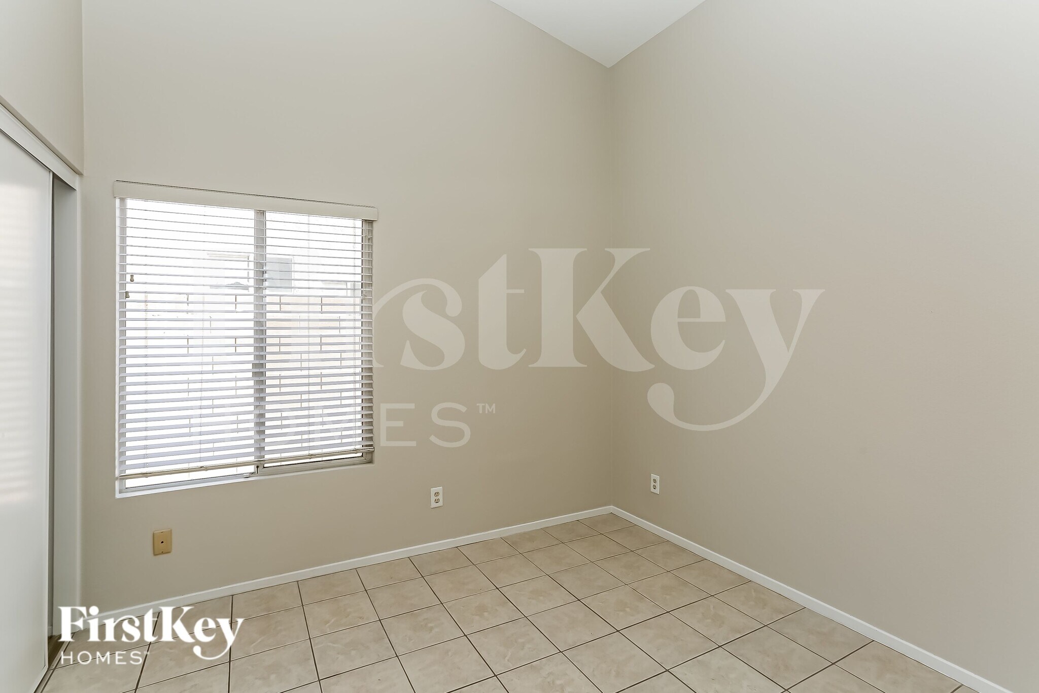 Building Photo - 4822 Wind Break Ln