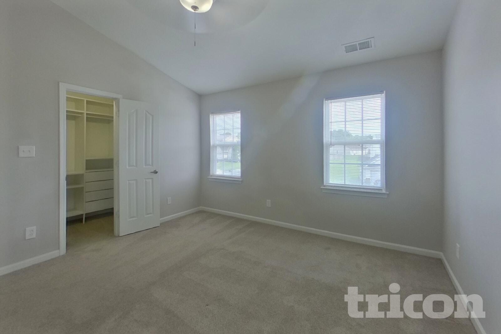 Building Photo - 4037 Dover Downs Dr