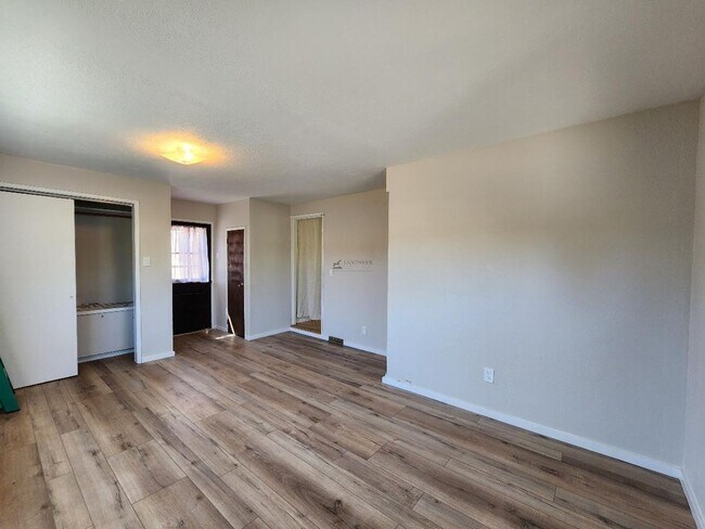 Building Photo - 1018 Camino Carlos Rey