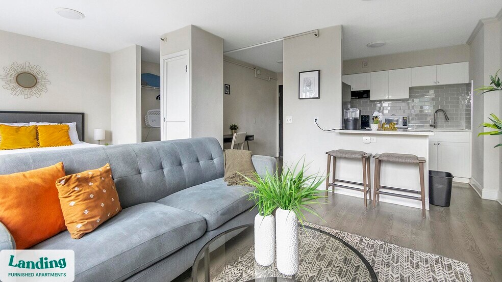 Building Photo - 305 Dr. M.L.K. Jr St S