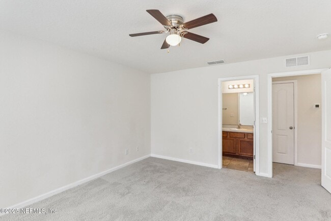 Building Photo - 750 Servia Dr