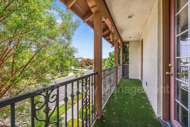 Building Photo - 28851 Springfield Pl