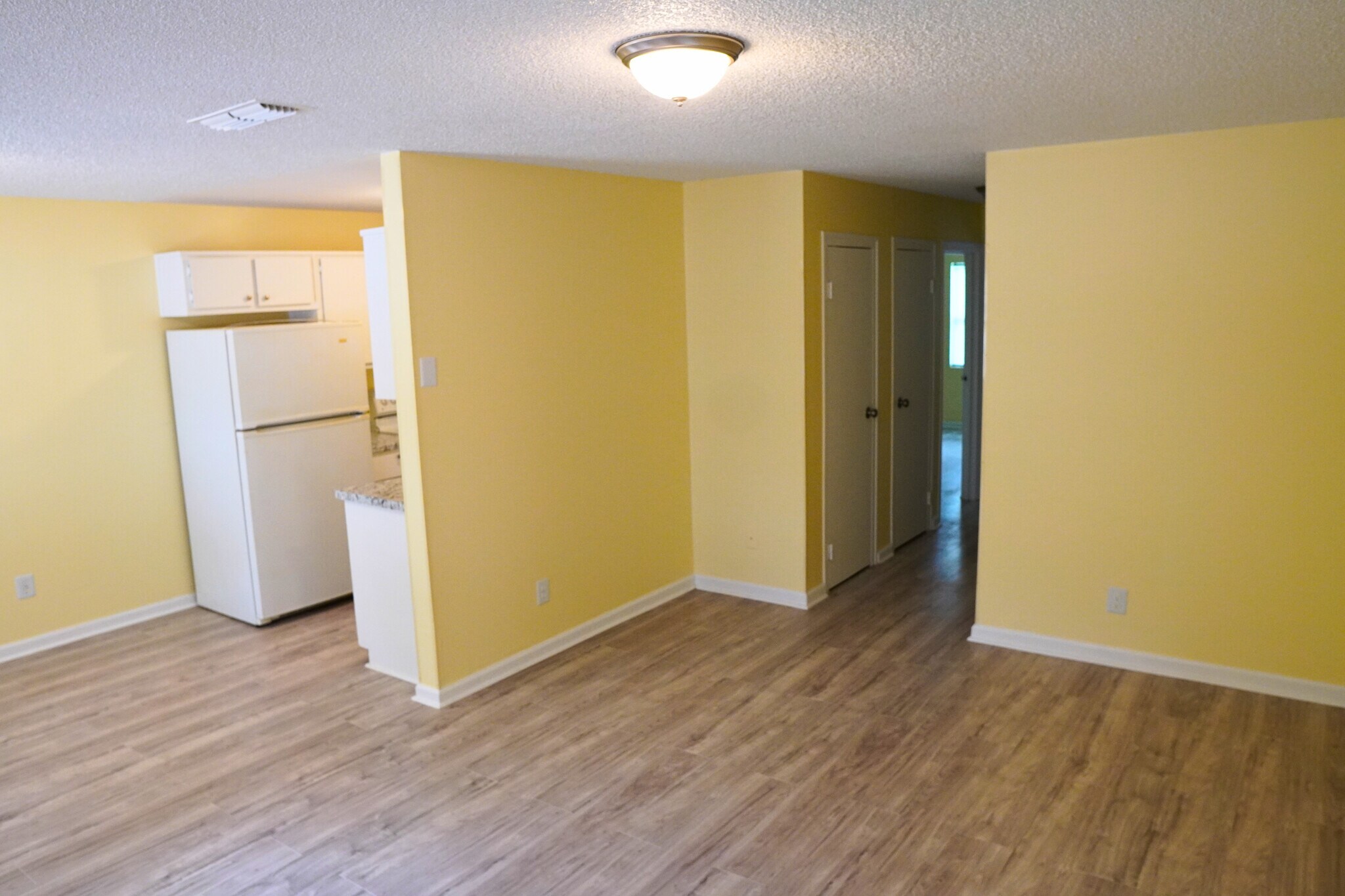 Building Photo - 7190 Conant Ave