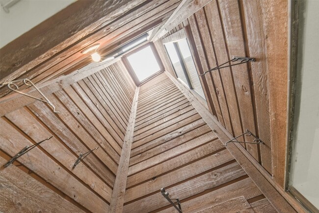 Building Photo - 2019 Place Rebecca Ln