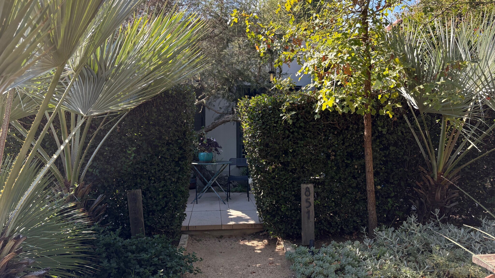 Building Photo - 851 N Ogden Dr