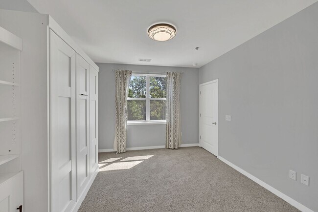 Building Photo - 1122 Litton Ave