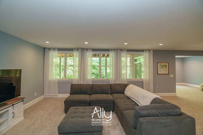 Building Photo - 2743 Proffit Crossing Ln