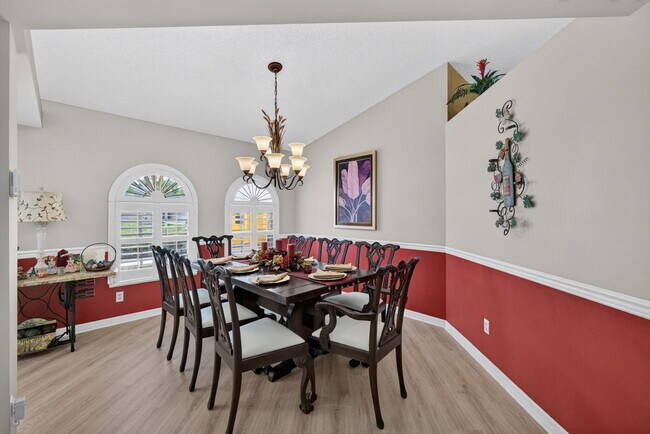 Building Photo - 3077 SE Galt Cir