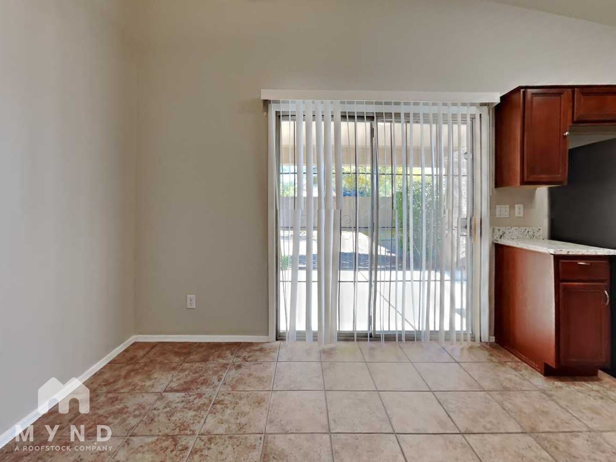 Building Photo - 12418 W Valentine Ave