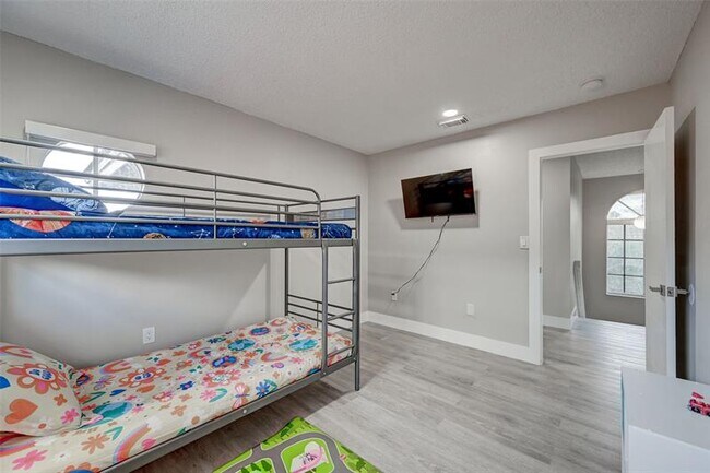 Building Photo - 14125 SW 167th Terrace