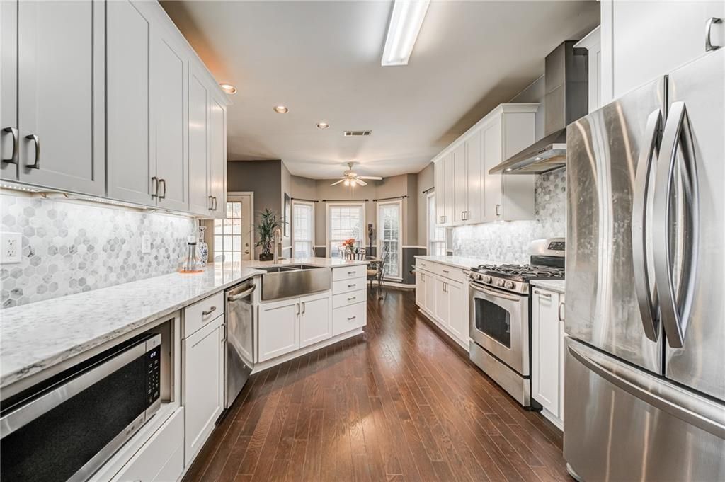 Building Photo - 2847 Lowe Ct