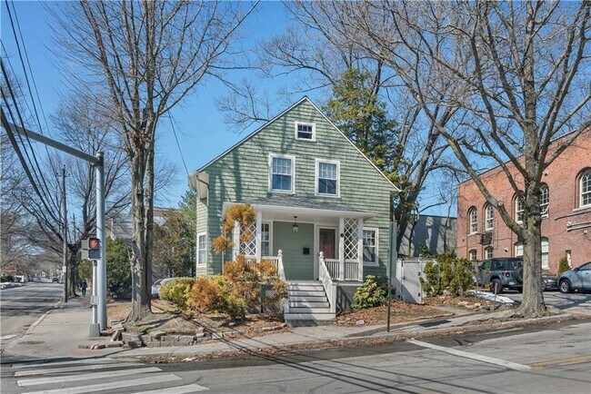 Building Photo - 98 Butler Ave