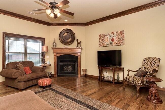 Building Photo - Iveys Subdivision