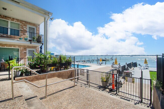 Building Photo - 3535 E NASA Pkwy