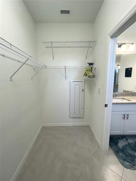 Building Photo - 1912 Saddlewood Cir