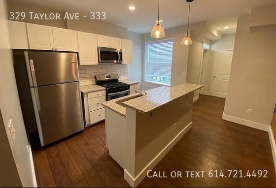 Building Photo - 329 Taylor Ave