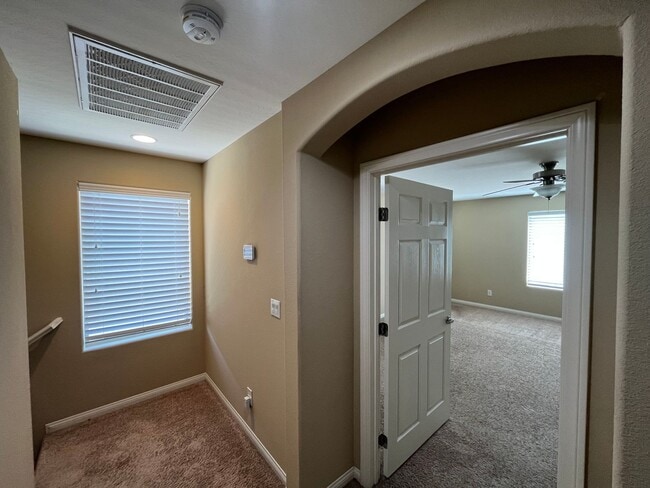 Building Photo - Two Story home