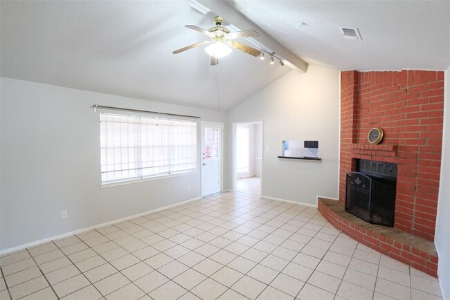 Building Photo - 13314 Ensley Wood Dr