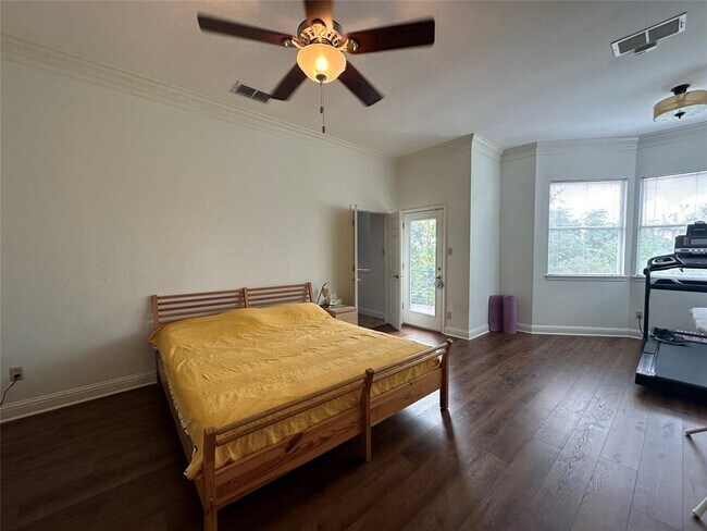 Building Photo - 7406 Curly Leaf Cove