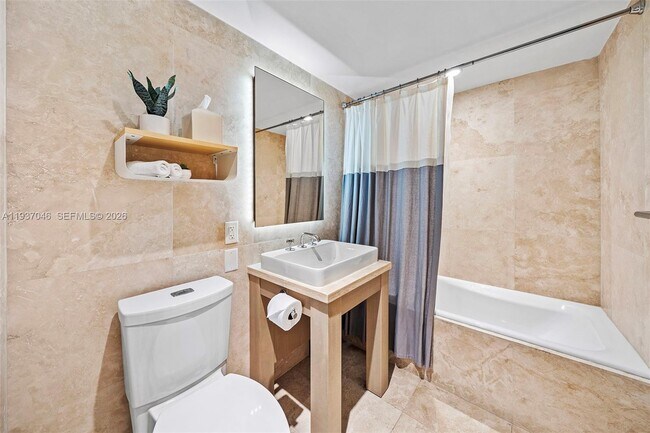 Building Photo - 102 24th St