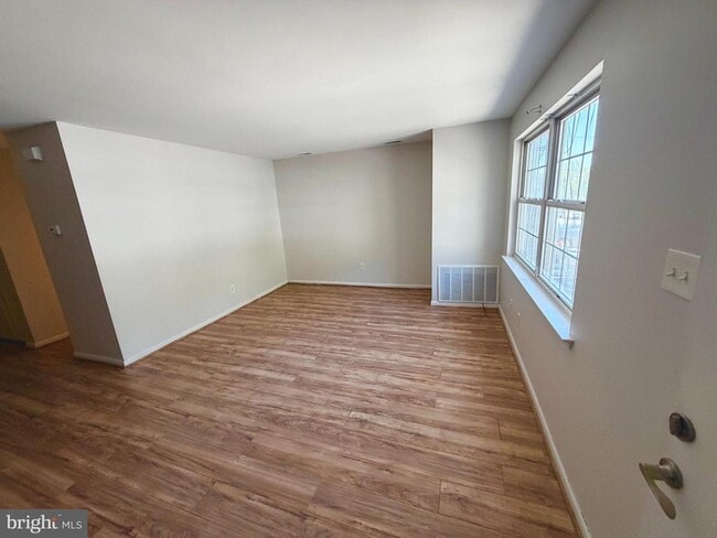 Building Photo - 177 Parker Ave