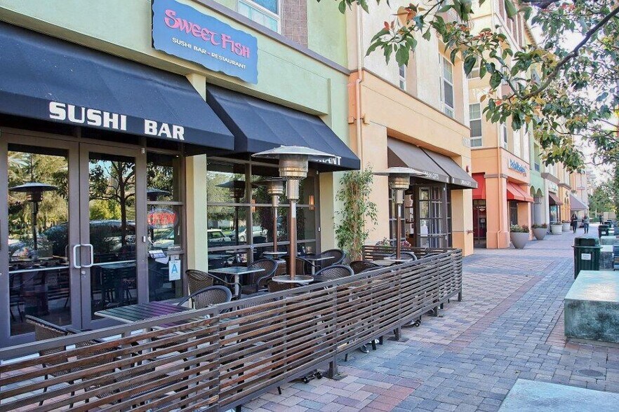 Building Photo - 12975 Agustin Pl