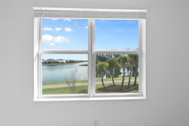 Building Photo - 4616 Longwood Lk Sq