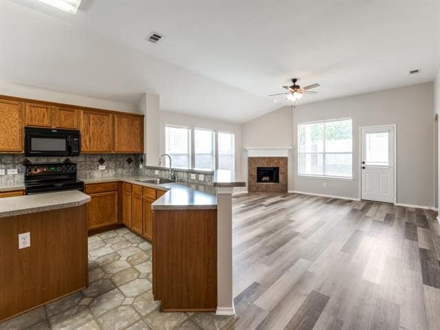 Building Photo - 6817 Columbia Falls Dr