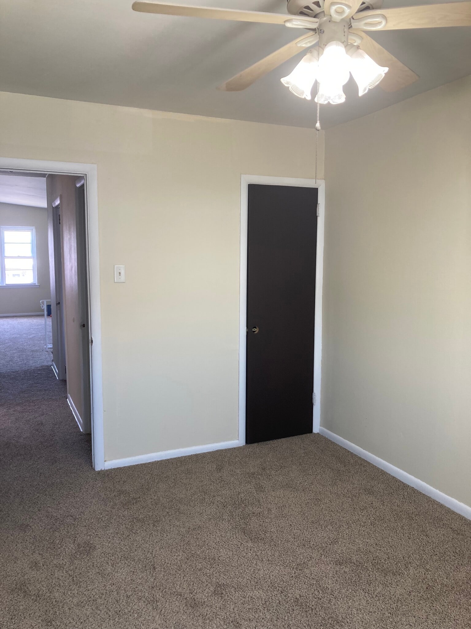 Bedroom - 1801 Beyer Ave