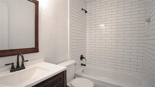 Building Photo - 1512 Wheatfield Dr