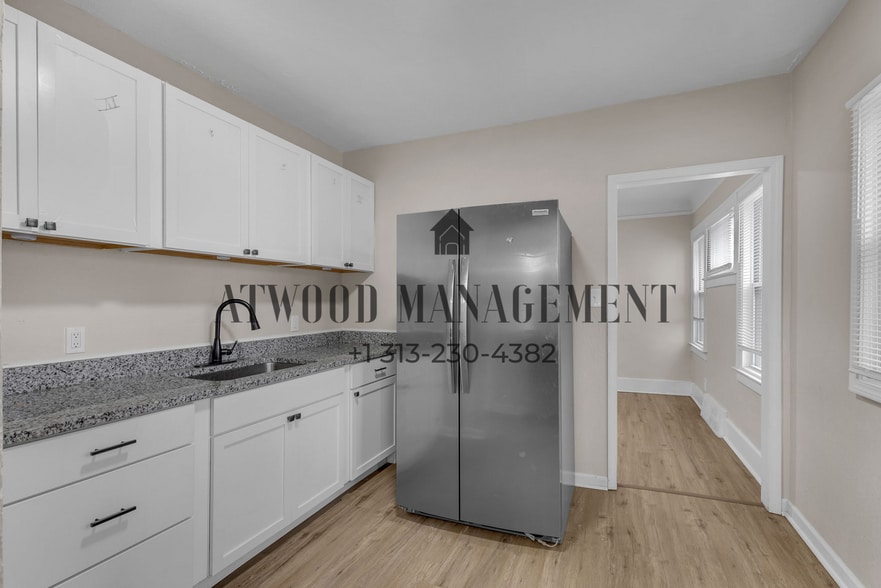 Building Photo - This beautifully updated 3-bedroom, 1-bath single-family home is ready for move-in!