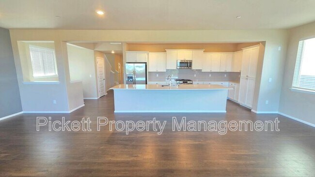 Building Photo - 1032 Baker Hts Lp