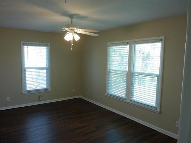 Building Photo - 4929 Roxie St