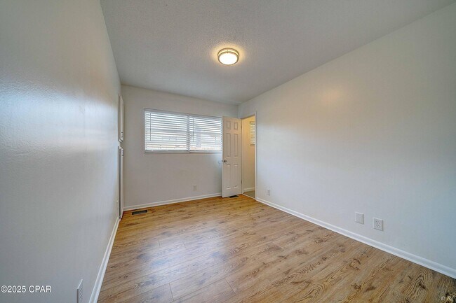 Building Photo - 2615 11th St