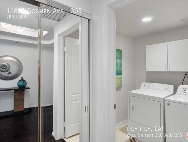 Building Photo - 11855 Goshen Ave