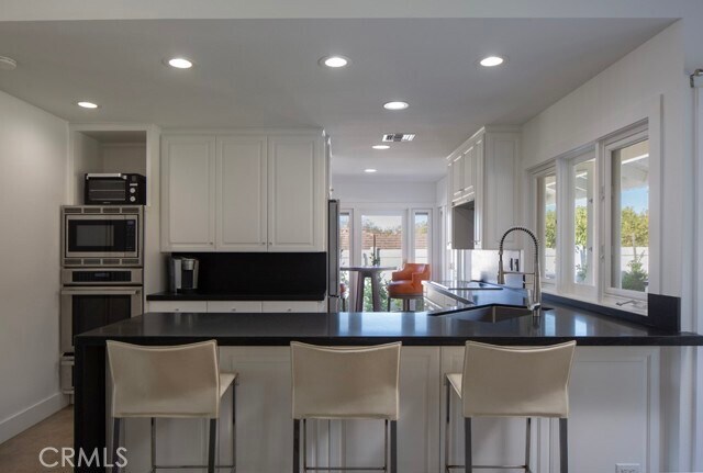 Building Photo - 1500 Seacrest Dr