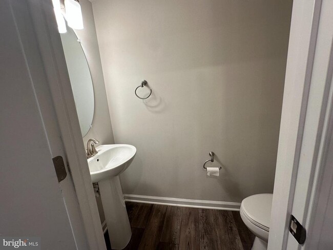 Building Photo - 43353 Radford Divide Ter