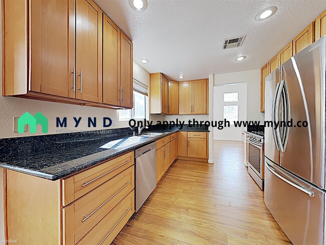 Building Photo - 2 br, 2.5 bath House - 2235 Ramsgate Dr