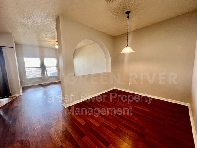 Building Photo - 5285 Brighton Park Ln