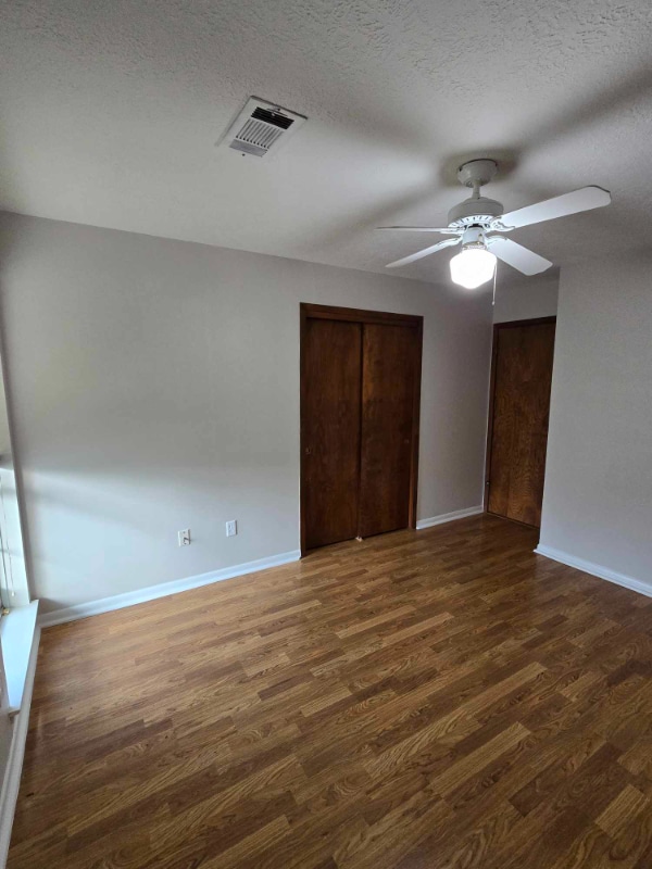 Building Photo - 4910 Crepe Myrtle Ln